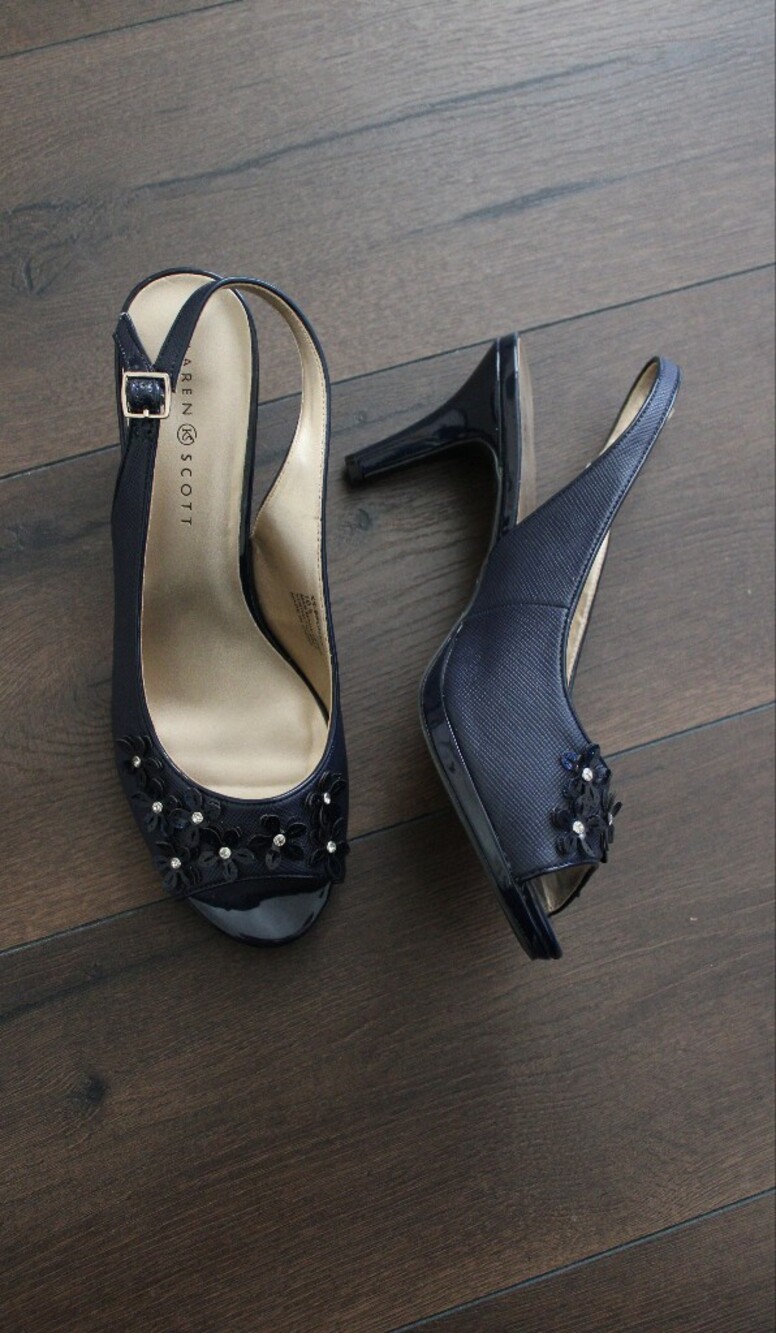 Karen Scott Navy Peep-Toe Slingback Heels